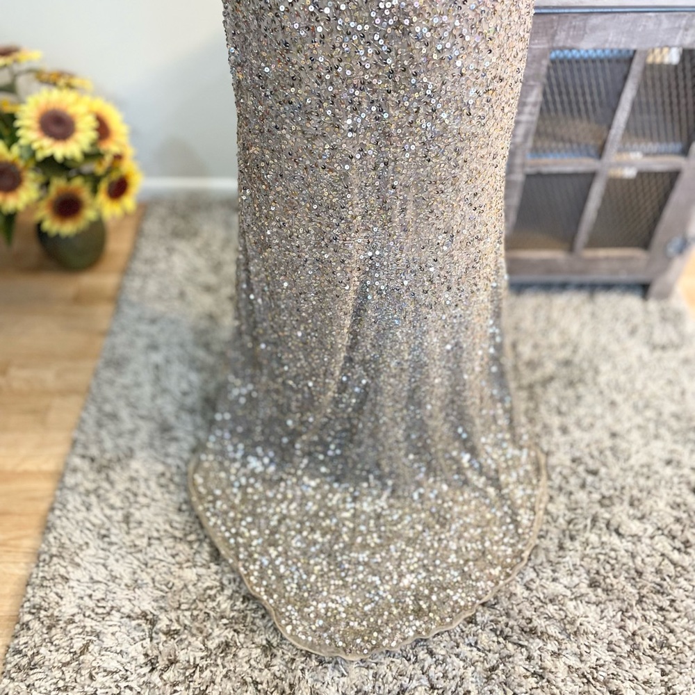 SPARKLE SEQUINS STUNNING MACDUGGAL STRAPLESS GOWN FORMAL DRESS - Picture 4 of 10